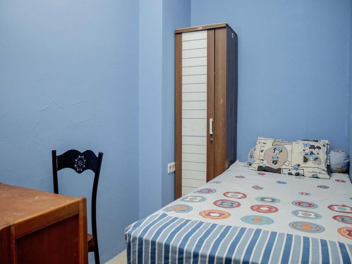 Gasthuis Atap Merah Residence