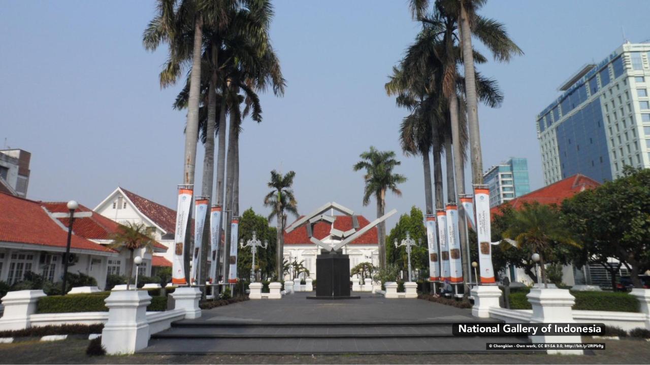 Gasthuis Atap Merah Residence